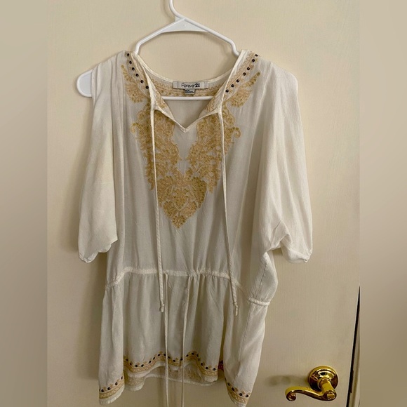 Forever 21 Tops - Forever 21 Cream Embroidered Women's Top